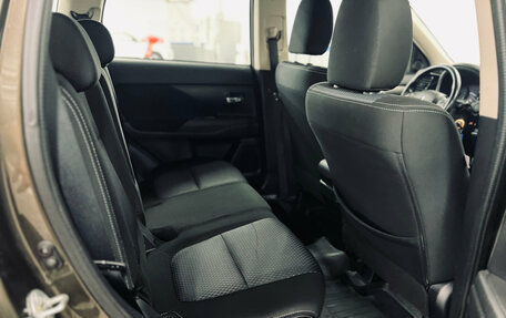 Mitsubishi Outlander III рестайлинг 3, 2016 год, 1 380 000 рублей, 8 фотография