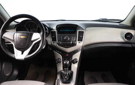 Chevrolet Cruze II, 2012 год, 679 000 рублей, 9 фотография
