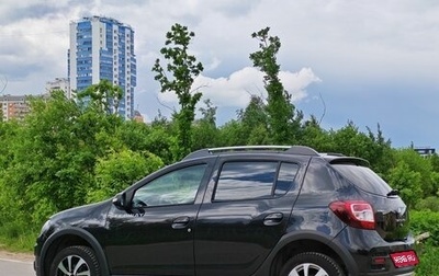 Renault Sandero II рестайлинг, 2017 год, 890 000 рублей, 1 фотография