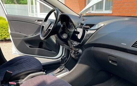 Hyundai Solaris II рестайлинг, 2014 год, 1 150 000 рублей, 10 фотография