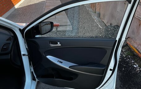 Hyundai Solaris II рестайлинг, 2014 год, 1 150 000 рублей, 16 фотография