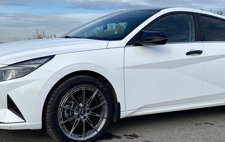 Hyundai Elantra, 2021 год, 2 650 000 рублей, 14 фотография