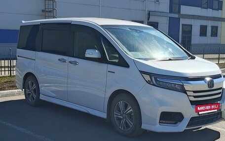 Honda Stepwgn IV, 2018 год, 2 950 000 рублей, 4 фотография