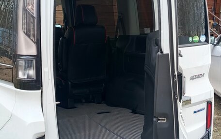 Honda Stepwgn IV, 2018 год, 2 950 000 рублей, 7 фотография