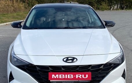 Hyundai Elantra, 2021 год, 2 650 000 рублей, 11 фотография