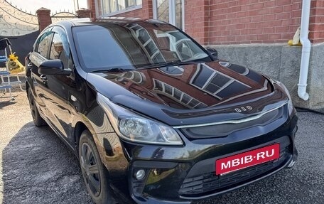 KIA Rio IV, 2018 год, 1 250 000 рублей, 4 фотография