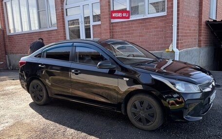 KIA Rio IV, 2018 год, 1 250 000 рублей, 5 фотография