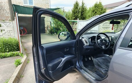 Mitsubishi Outlander III рестайлинг 3, 2008 год, 1 050 000 рублей, 10 фотография