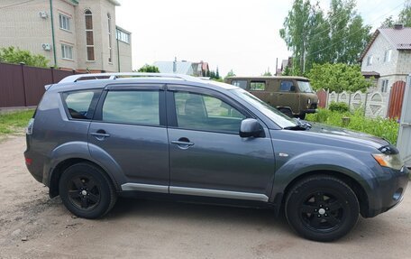 Mitsubishi Outlander III рестайлинг 3, 2008 год, 1 050 000 рублей, 18 фотография