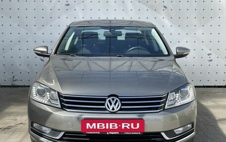 Volkswagen Passat B7, 2012 год, 1 240 000 рублей, 3 фотография