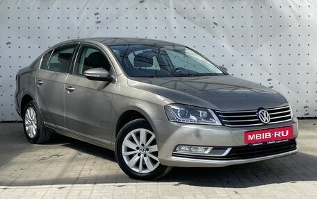 Volkswagen Passat B7, 2012 год, 1 240 000 рублей, 2 фотография