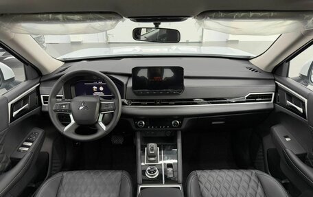 Mitsubishi Outlander, 2022 год, 4 250 000 рублей, 20 фотография