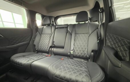 Mitsubishi Outlander, 2022 год, 4 250 000 рублей, 25 фотография