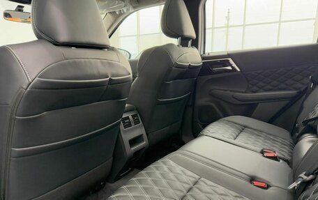 Mitsubishi Outlander, 2022 год, 4 250 000 рублей, 24 фотография