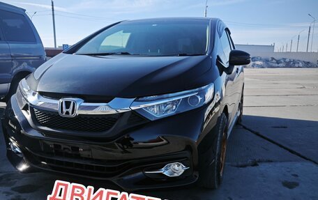 Honda Shuttle II, 2016 год, 1 290 000 рублей, 1 фотография