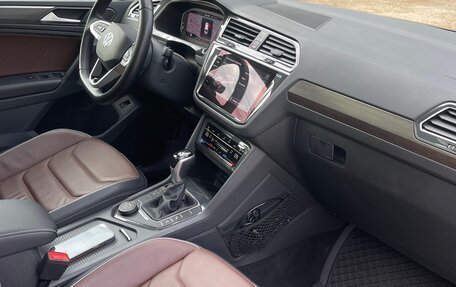 Volkswagen Tiguan II, 2021 год, 3 900 000 рублей, 16 фотография