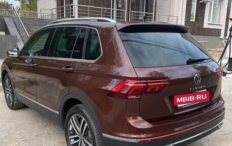 Volkswagen Tiguan II, 2021 год, 3 900 000 рублей, 6 фотография