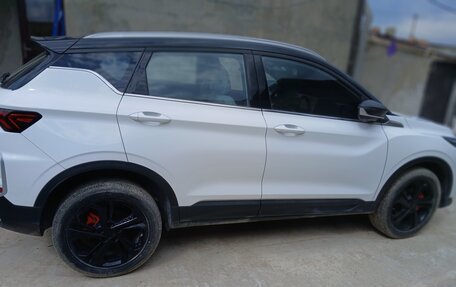Geely Coolray I, 2025 год, 1 400 000 рублей, 4 фотография