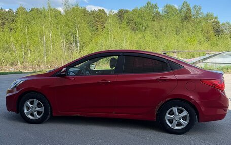 Hyundai Solaris II рестайлинг, 2011 год, 630 000 рублей, 2 фотография