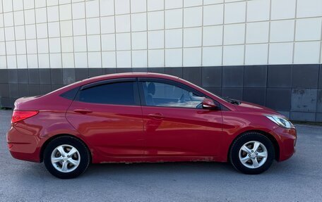 Hyundai Solaris II рестайлинг, 2011 год, 630 000 рублей, 3 фотография