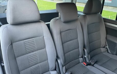 Volkswagen Touran III, 2008 год, 500 000 рублей, 10 фотография