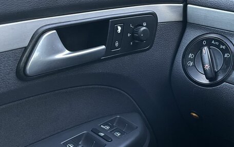 Volkswagen Touran III, 2008 год, 500 000 рублей, 15 фотография
