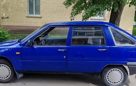 ИЖ 2126 «Ода», 2004 год, 120 000 рублей, 10 фотография