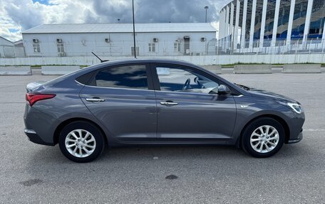 Hyundai Solaris II рестайлинг, 2021 год, 1 930 000 рублей, 4 фотография
