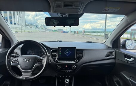 Hyundai Solaris II рестайлинг, 2021 год, 1 930 000 рублей, 19 фотография