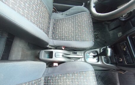 Mazda 323, 1997 год, 330 000 рублей, 16 фотография