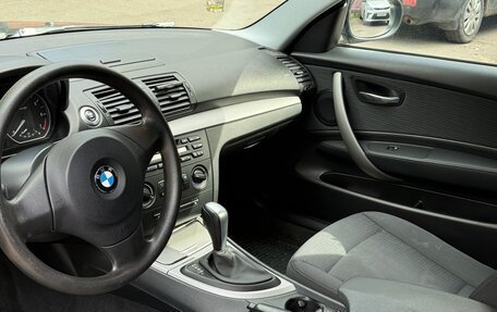 BMW 1 серия, 2011 год, 800 000 рублей, 6 фотография
