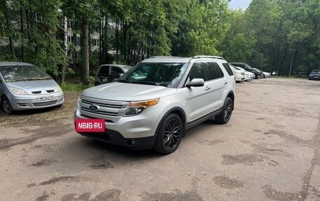 Ford Explorer VI, 2013 год, 2 200 000 рублей, 3 фотография