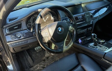 BMW 7 серия, 2009 год, 1 575 000 рублей, 17 фотография