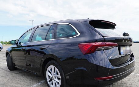 Skoda Octavia IV, 2022 год, 3 700 000 рублей, 3 фотография