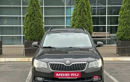 Skoda Superb III рестайлинг, 2013 год, 1 520 000 рублей, 2 фотография