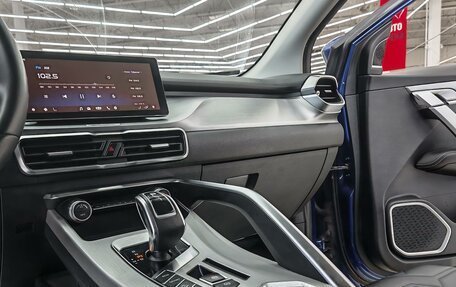 Geely Coolray I, 2022 год, 1 700 000 рублей, 10 фотография