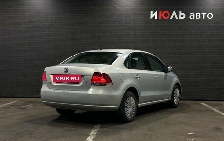 Volkswagen Polo VI (EU Market), 2012 год, 550 000 рублей, 2 фотография