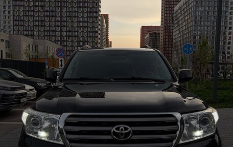 Toyota Land Cruiser 200, 2008 год, 3 000 000 рублей, 10 фотография