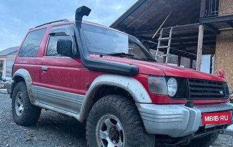 Mitsubishi Pajero III рестайлинг, 1994 год, 650 000 рублей, 3 фотография