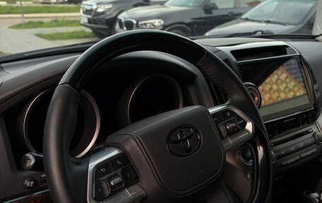 Toyota Land Cruiser 200, 2008 год, 3 000 000 рублей, 17 фотография