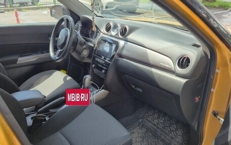 Suzuki Vitara II рестайлинг, 2021 год, 2 350 000 рублей, 9 фотография