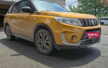 Suzuki Vitara II рестайлинг, 2021 год, 2 350 000 рублей, 2 фотография