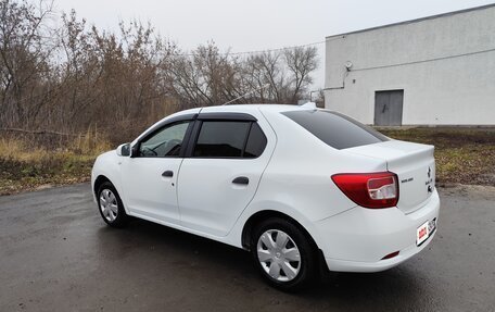 Renault Logan II, 2017 год, 485 000 рублей, 3 фотография