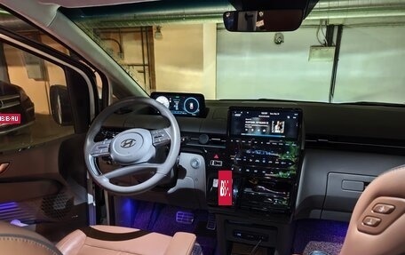 Hyundai Staria, 2022 год, 6 500 000 рублей, 4 фотография