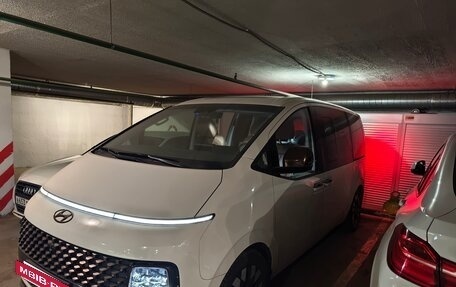 Hyundai Staria, 2022 год, 6 500 000 рублей, 21 фотография