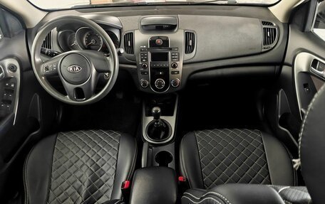 KIA Cerato III, 2010 год, 637 000 рублей, 9 фотография