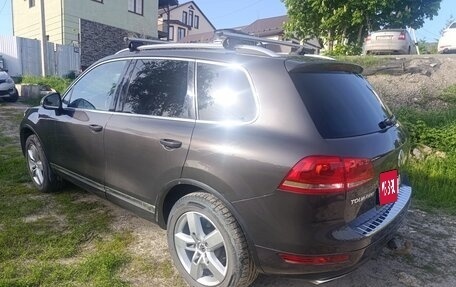 Volkswagen Touareg III, 2010 год, 2 090 000 рублей, 2 фотография