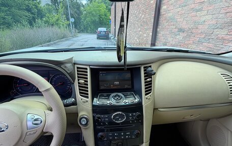 Infiniti FX II, 2011 год, 1 750 000 рублей, 4 фотография