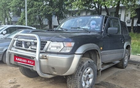 Nissan Patrol, 2001 год, 650 000 рублей, 9 фотография