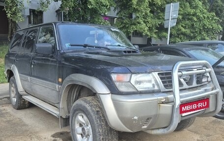 Nissan Patrol, 2001 год, 650 000 рублей, 8 фотография